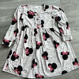 Long sleeve Minnie Mouse dress